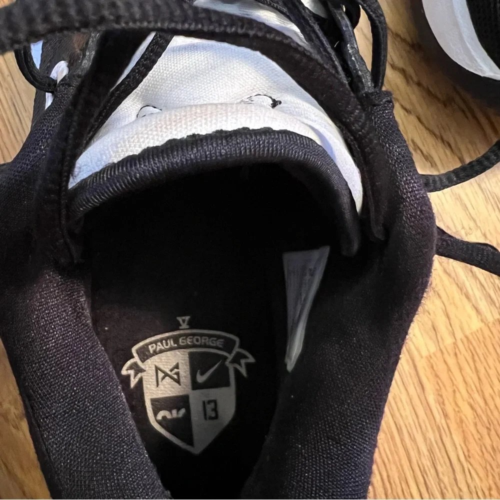 Nike Black and White Casual basketball Sneakers
